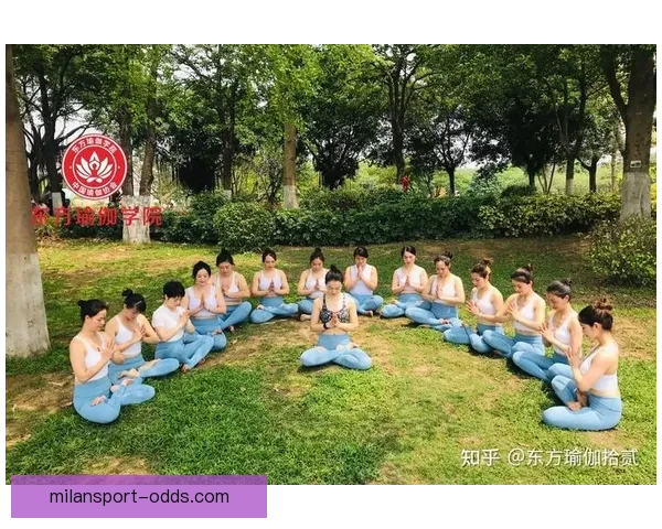 成吉思汗陵旅游区512名搏克选手现场展现惊人肌肉力量 成吉思汗陵旅游区512名搏克选手现场展现惊人肌肉力量